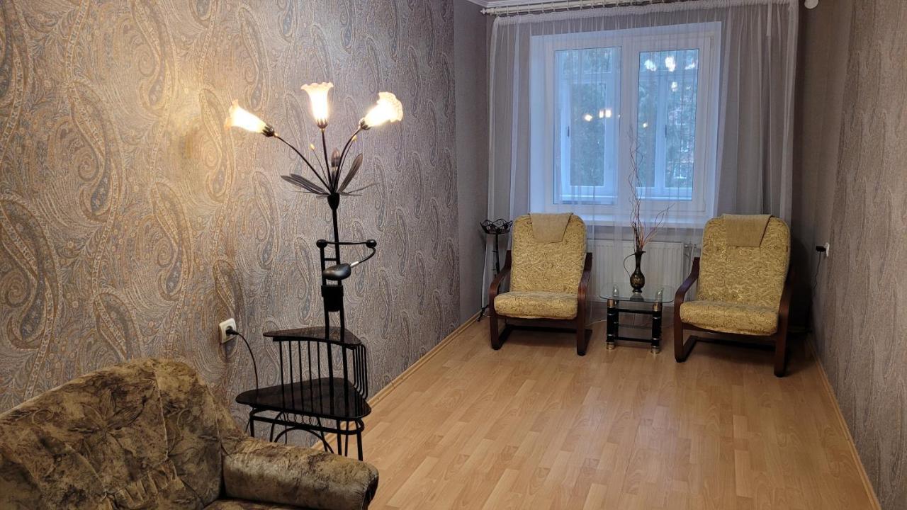 Апартаменти На Проспекті. Khmelʼnytsʼkyy Extérieur photo